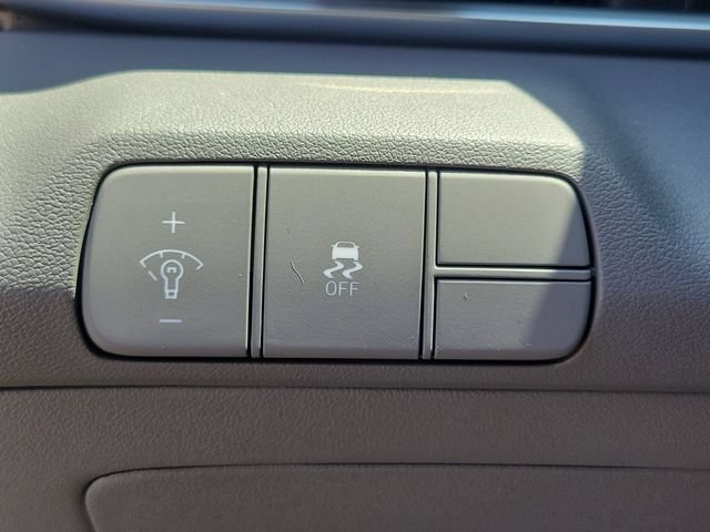 New 2026 Hyundai Elantra Sport FWD image 19