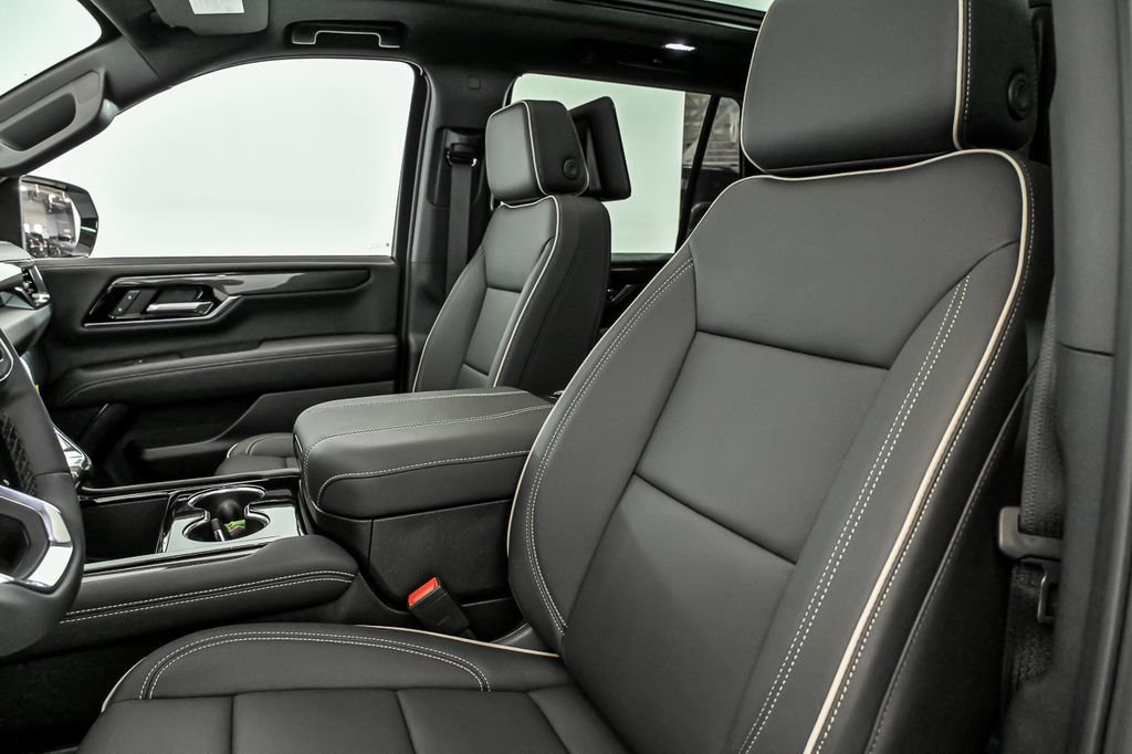 New 2026 GMC Yukon Elevation w/ Elevation Premium Package AWD/4WD image 9