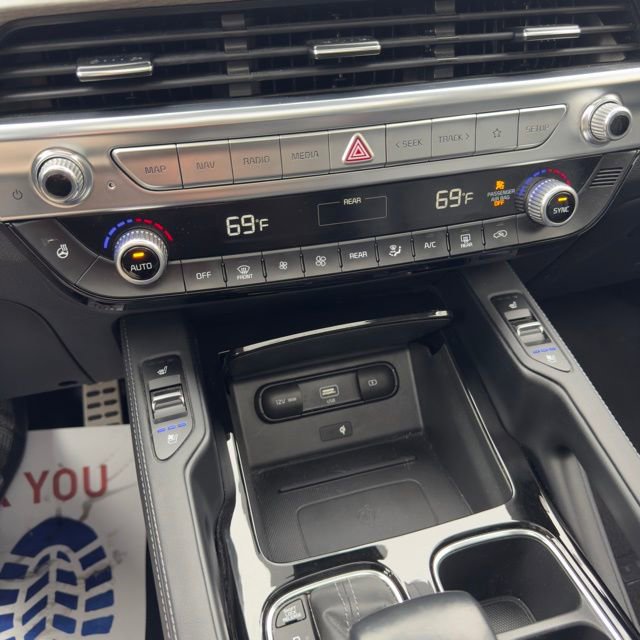 Used 2021 Kia Telluride SX w/ SX Prestige Package image 26