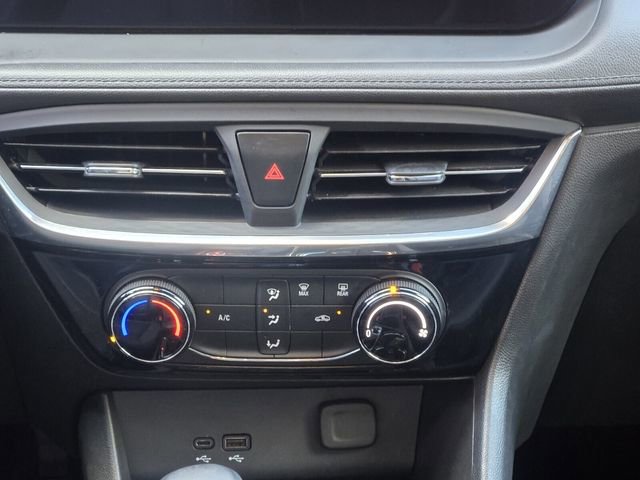 Used 2024 Buick Encore GX Sport Touring w/ Advanced Technology Package FWD image 17