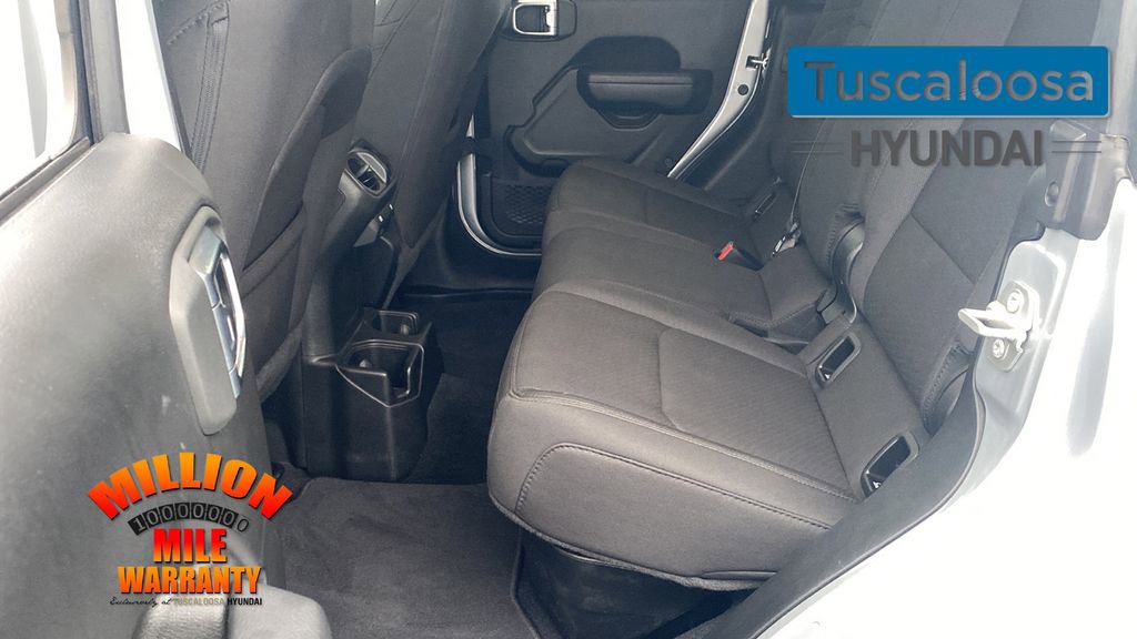 Used 2023 Jeep Gladiator Sport image 25