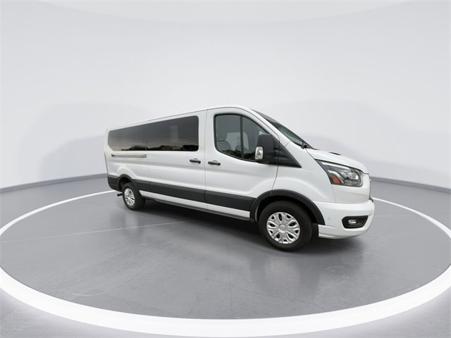 Used 2023 Ford Transit 350 XLT image 2