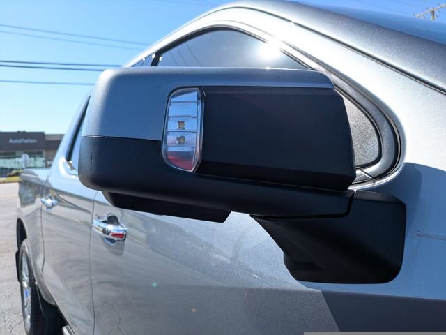 Used 2019 Chevrolet Silverado 1500 High Country w/ High Country Premium Package AWD/4WD image 11