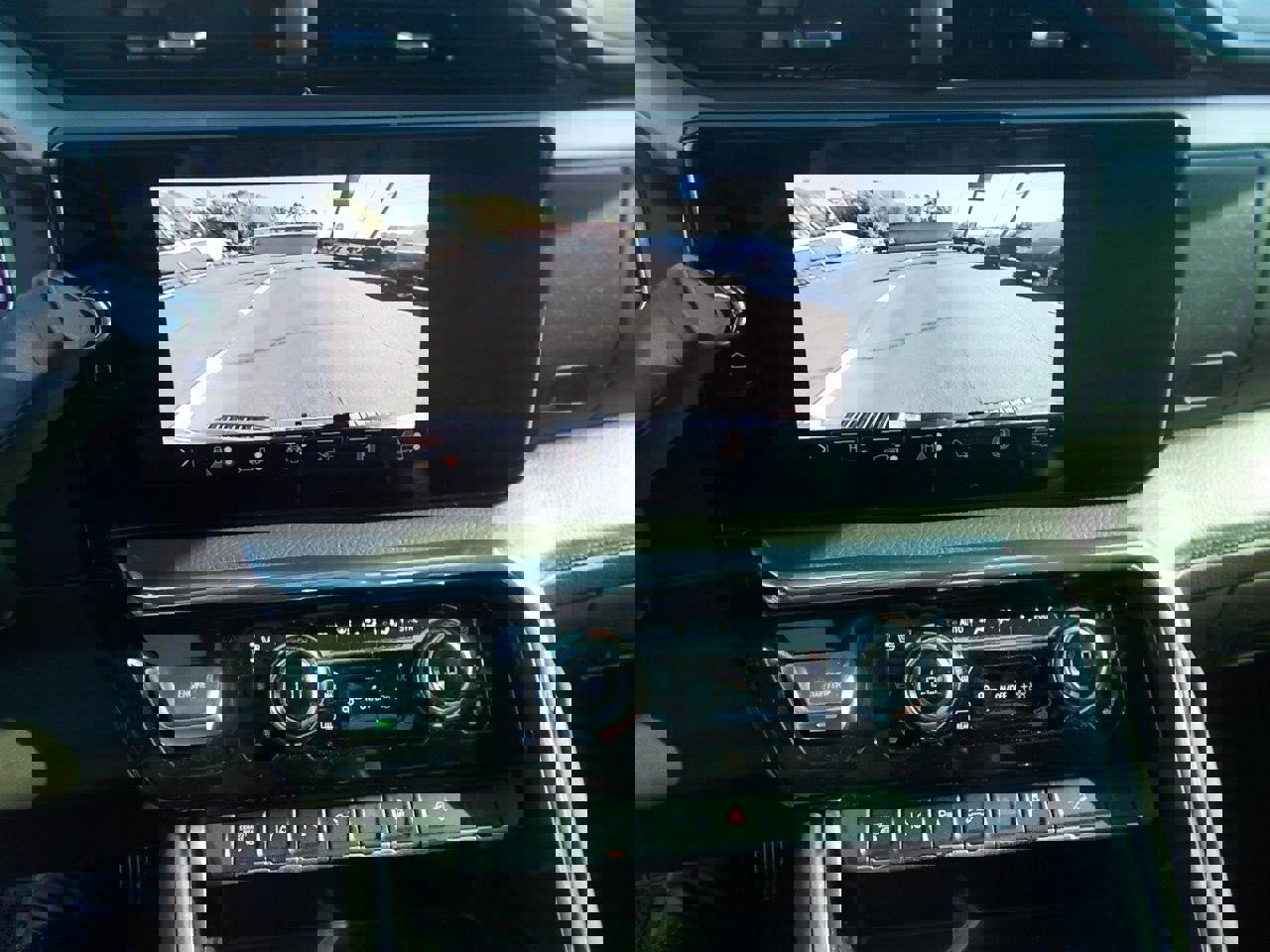 Used 2024 GMC Sierra 2500 Denali w/ Denali Reserve Package image 14