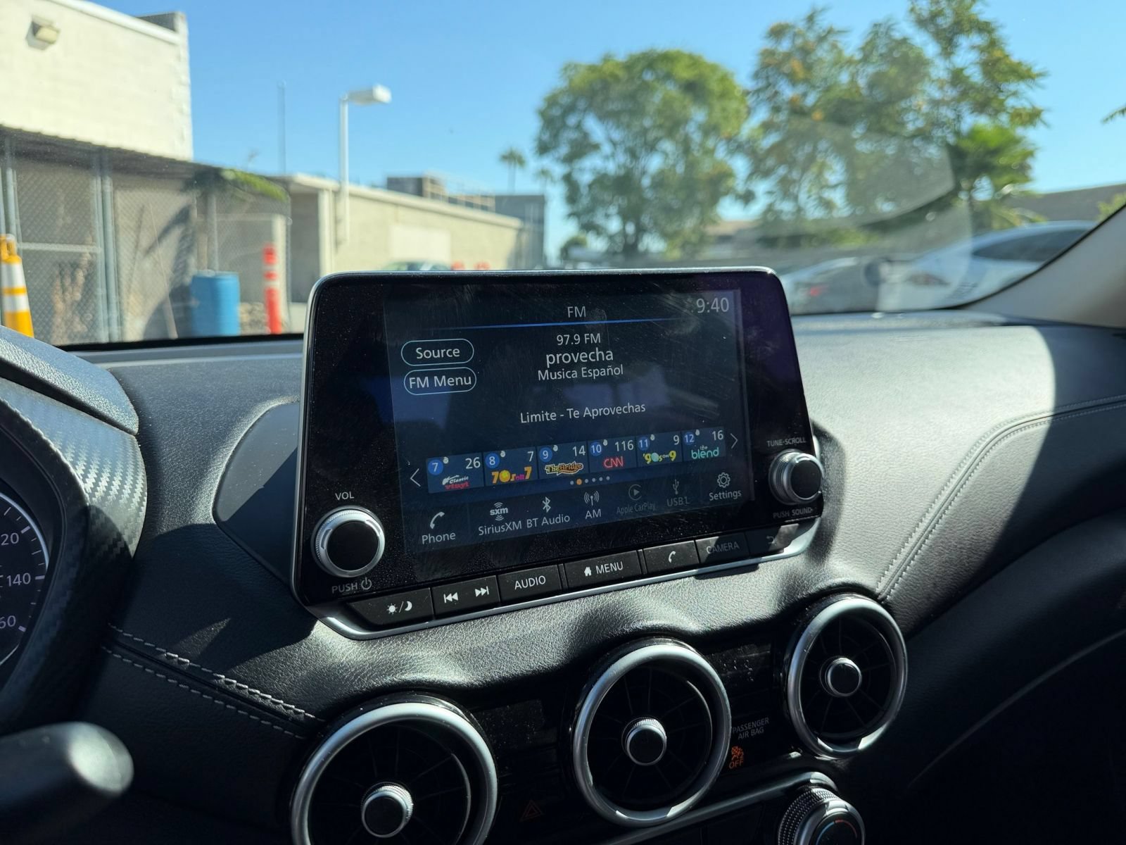 Used 2025 Nissan Sentra SV FWD image 20