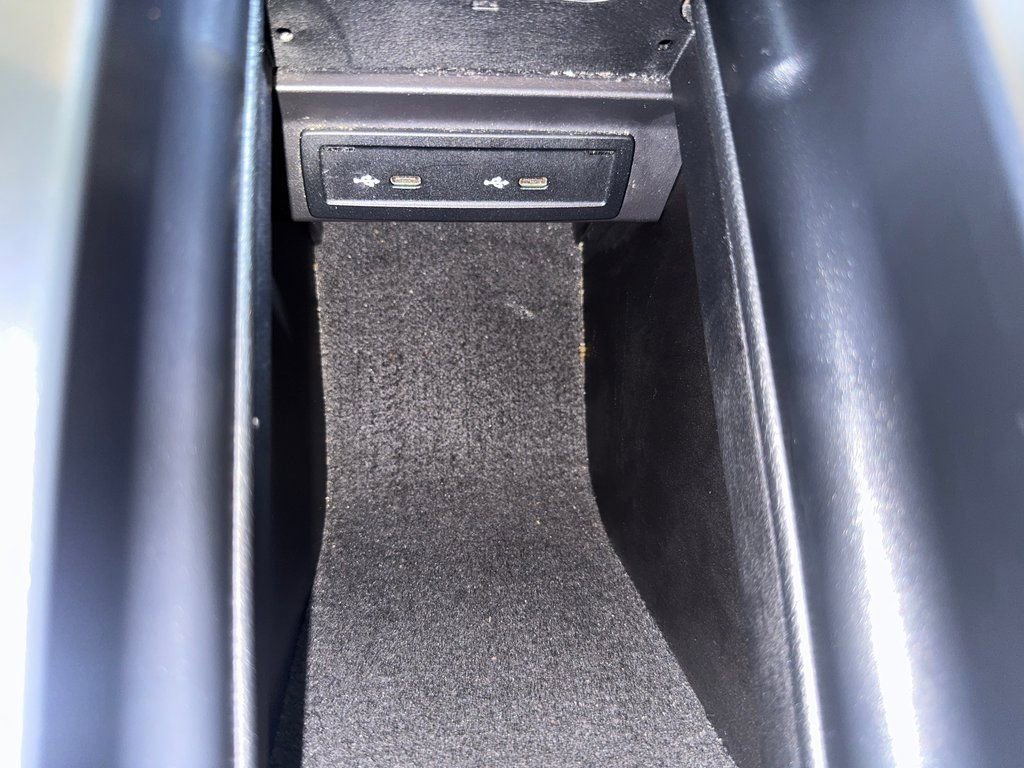 Used 2020 Mercedes-Benz CLA 250 image 33