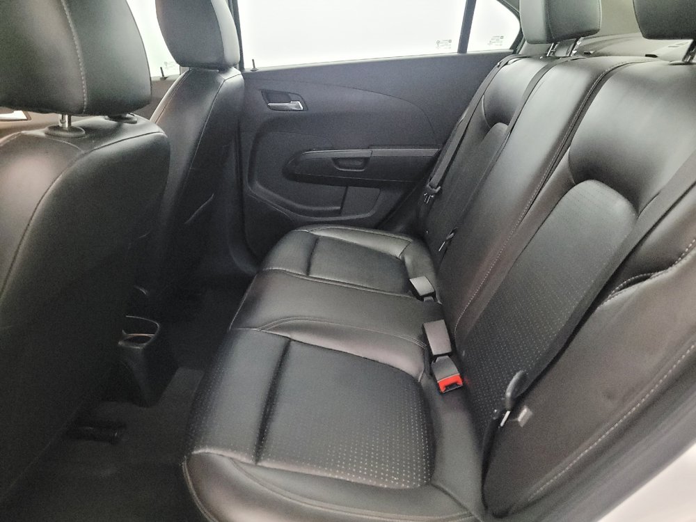 Used 2018 Chevrolet Sonic Premier FWD image 18