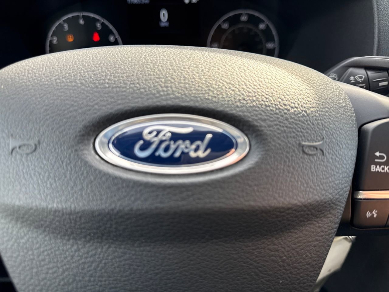 Used 2023 Ford Transit 250 Low Roof AWD w/ Exterior Upgrade Package image 29