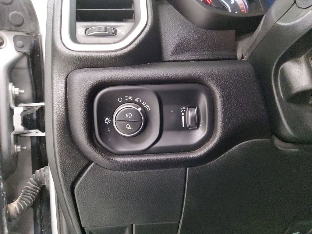 Used 2023 RAM 2500 Big Horn w/ Level 1 Equipment Group image 18