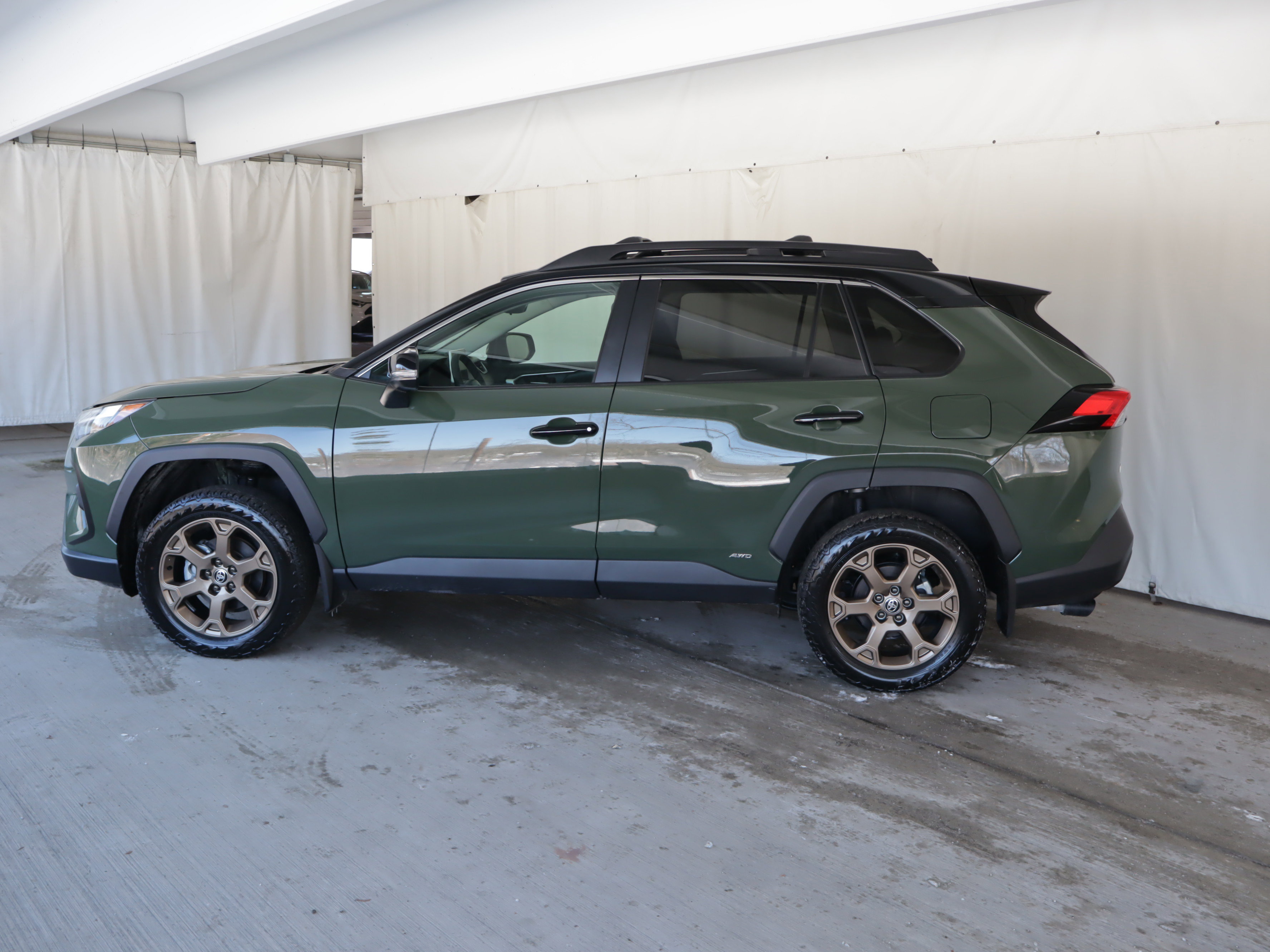 Used 2025 Toyota RAV4 Woodland Edition image 24