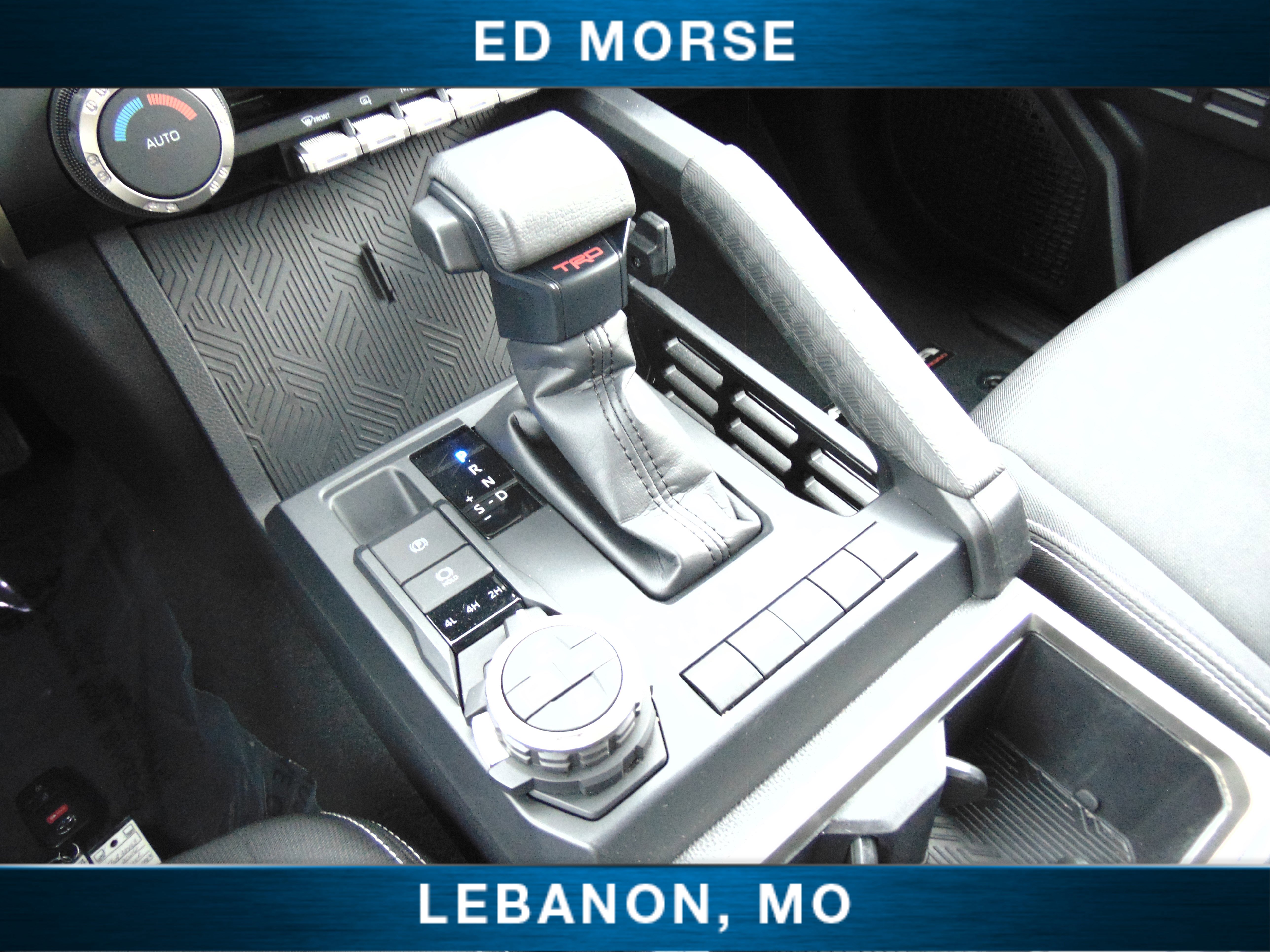 Used 2024 Toyota Tacoma TRD Off-Road image 24