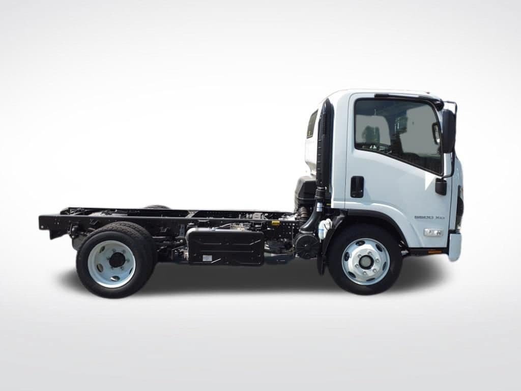 New 2025 Chevrolet Low Cab Forward 5500 XD RWD image 3