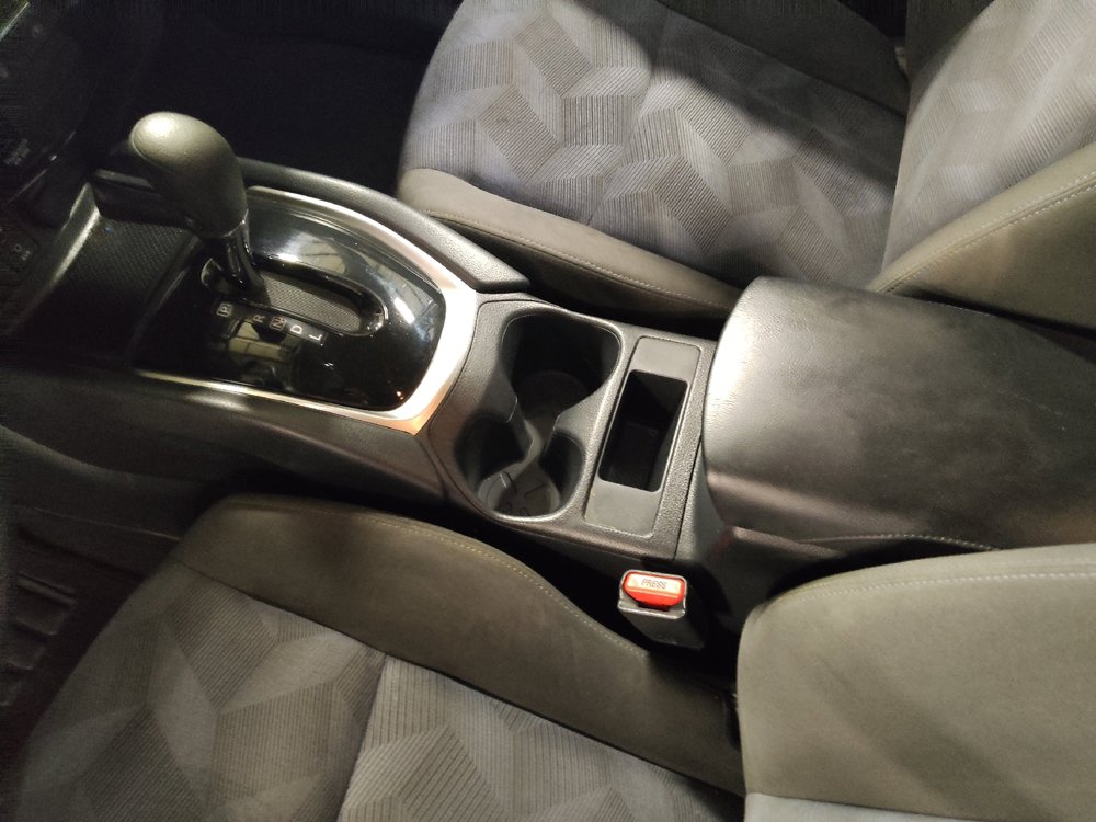 Used 2015 Nissan Rogue S AWD/4WD image 26