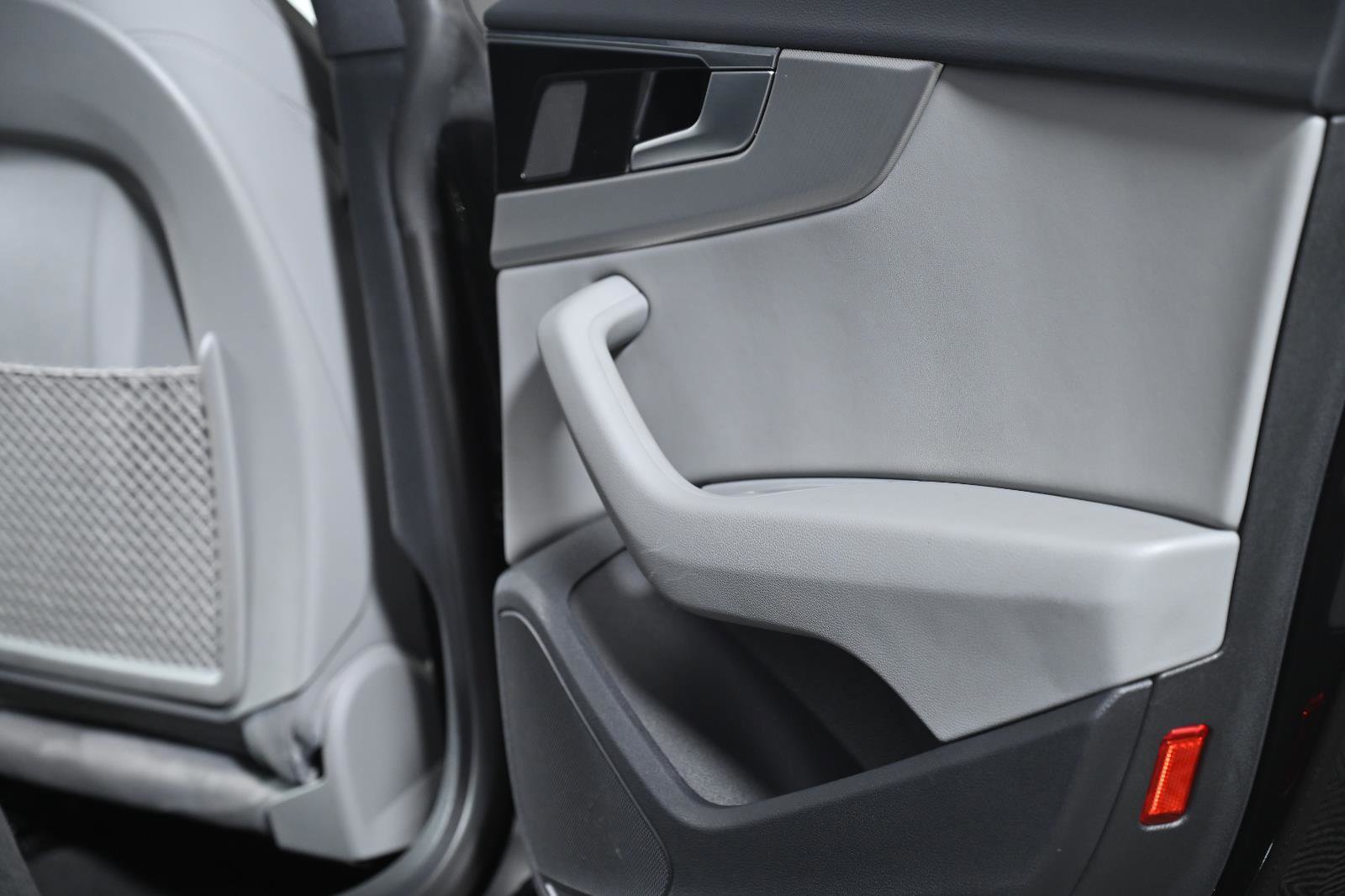 Used 2025 Audi A5 2.0T Premium Plus image 34