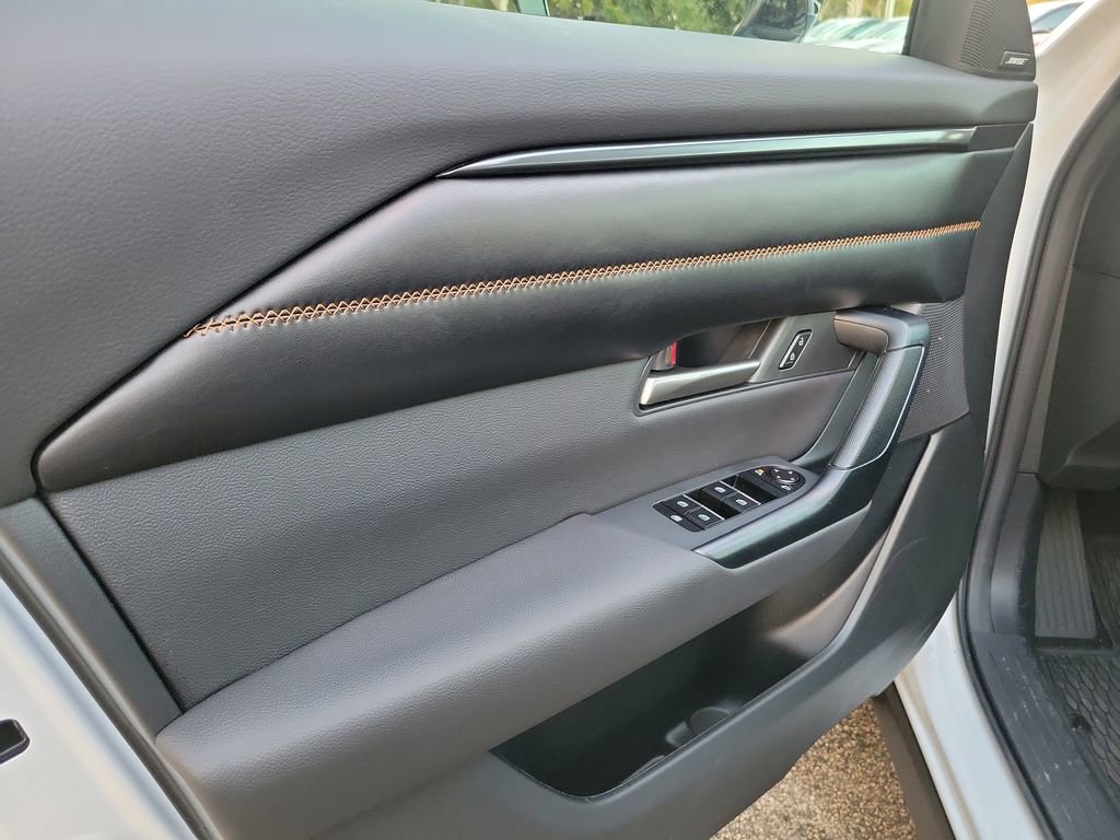 Certified 2026 MAZDA CX-50 AWD 2.5 S w/ Weather Package image 19