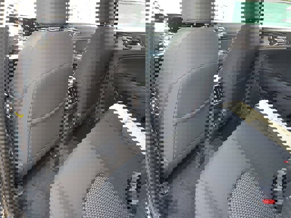 New 2026 Kia Sportage LX image 21