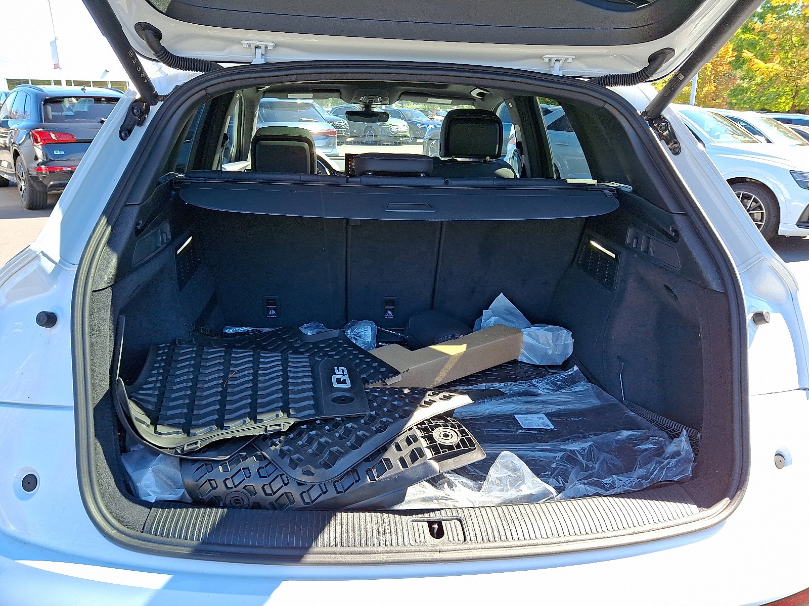 Used 2025 Audi Q5 2.0T Premium w/ Convenience Plus Package image 29