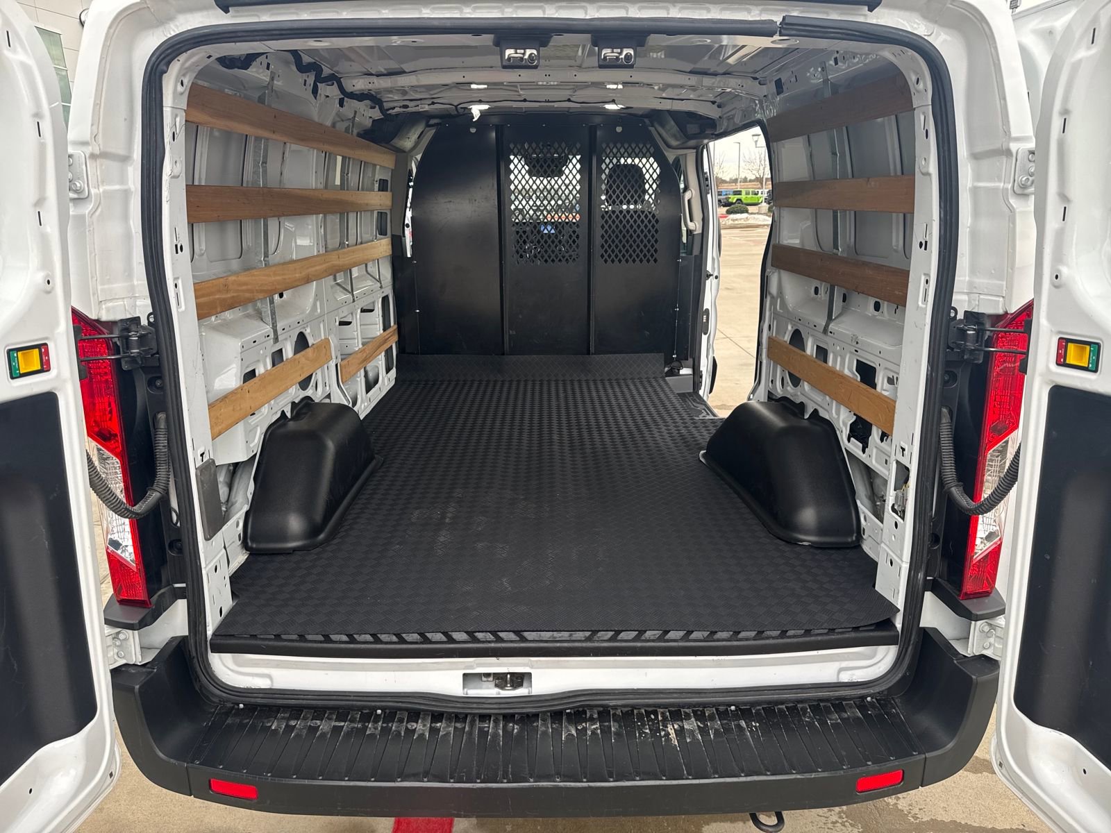 Used 2024 Ford Transit 250 Low Roof w/ Exterior Upgrade Package image 22