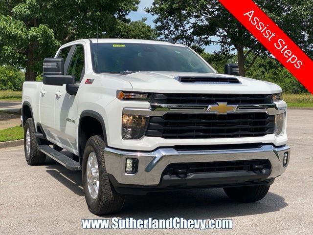 Used 2026 Chevrolet Silverado 2500 LT AWD/4WD image 9