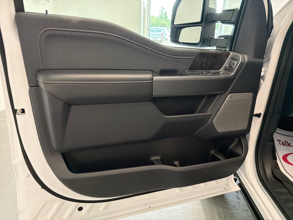 New 2027 Ford F250 Lariat AWD/4WD image 13