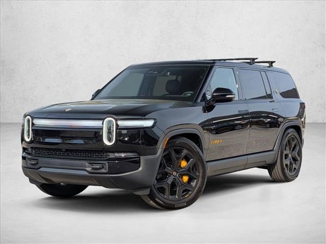 Used 2025 Rivian R1S Premium AWD/4WD image 1