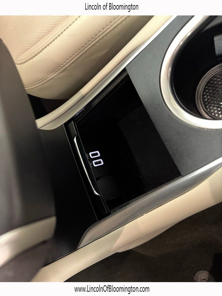 Used 2019 Lincoln MKC Reserve AWD/4WD image 34