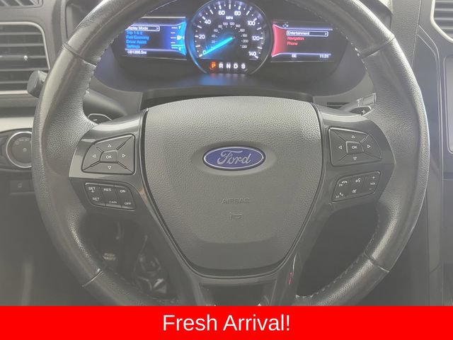 Used 2017 Ford Explorer XLT w/ Equipment Group 202A AWD/4WD image 25