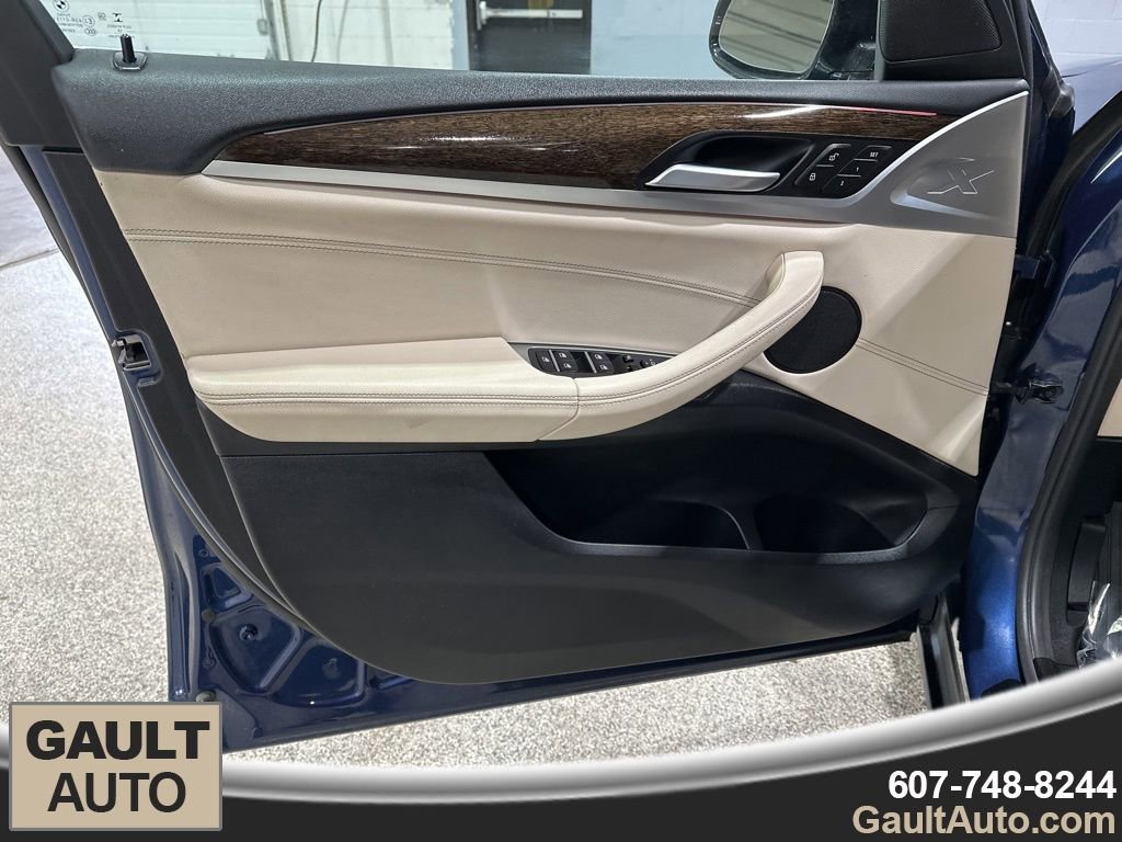 Used 2018 BMW X3 xDrive30i w/ Premium Package image 14