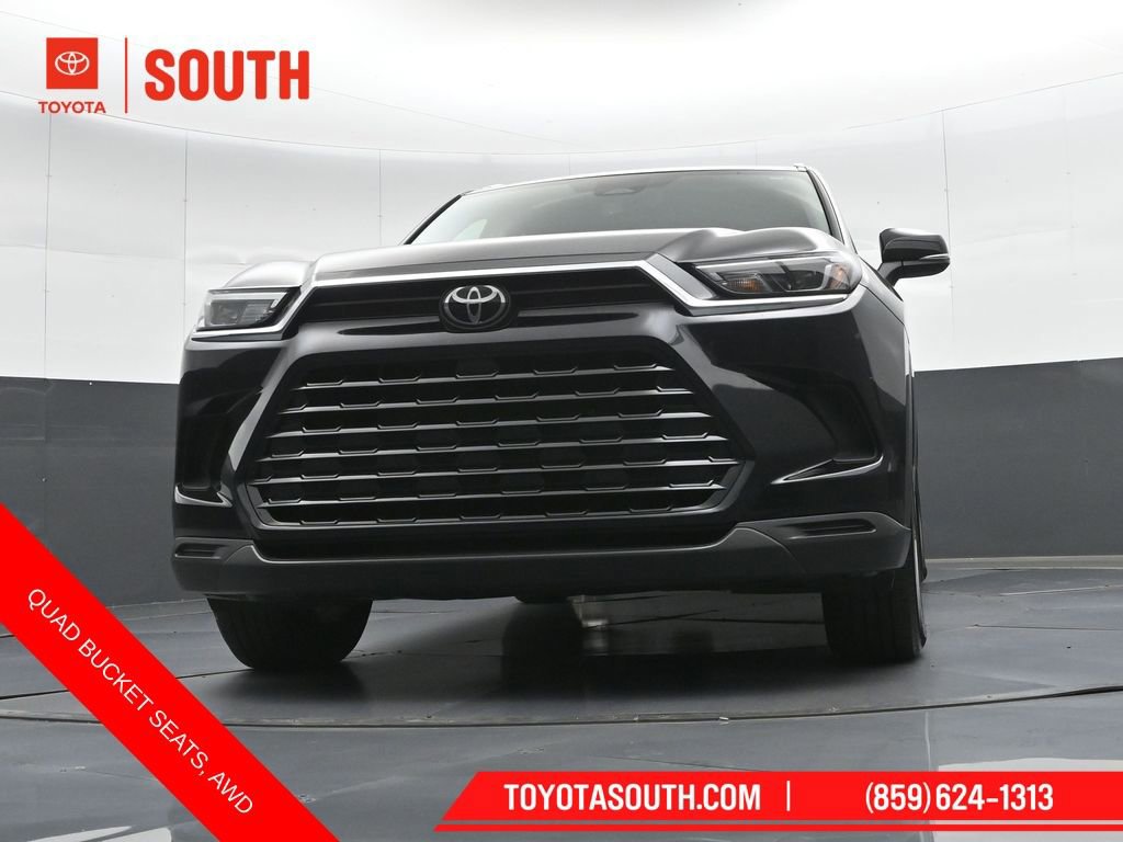 Used 2025 Toyota Grand Highlander AWD image 45