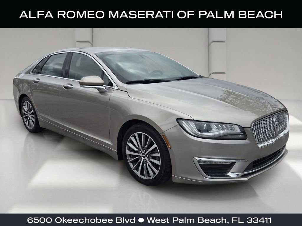 Used 2019 Lincoln MKZ Reserve FWD image 1