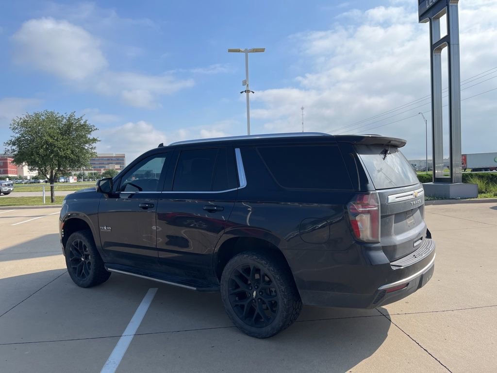 Used 2022 Chevrolet Tahoe LT w/ Luxury Package RWD image 4