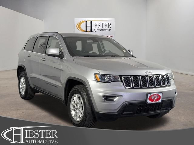 Used 2020 Jeep Grand Cherokee Laredo RWD image 1