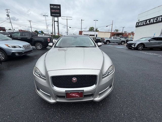 Used 2016 Jaguar XJ R-Sport AWD/4WD image 10