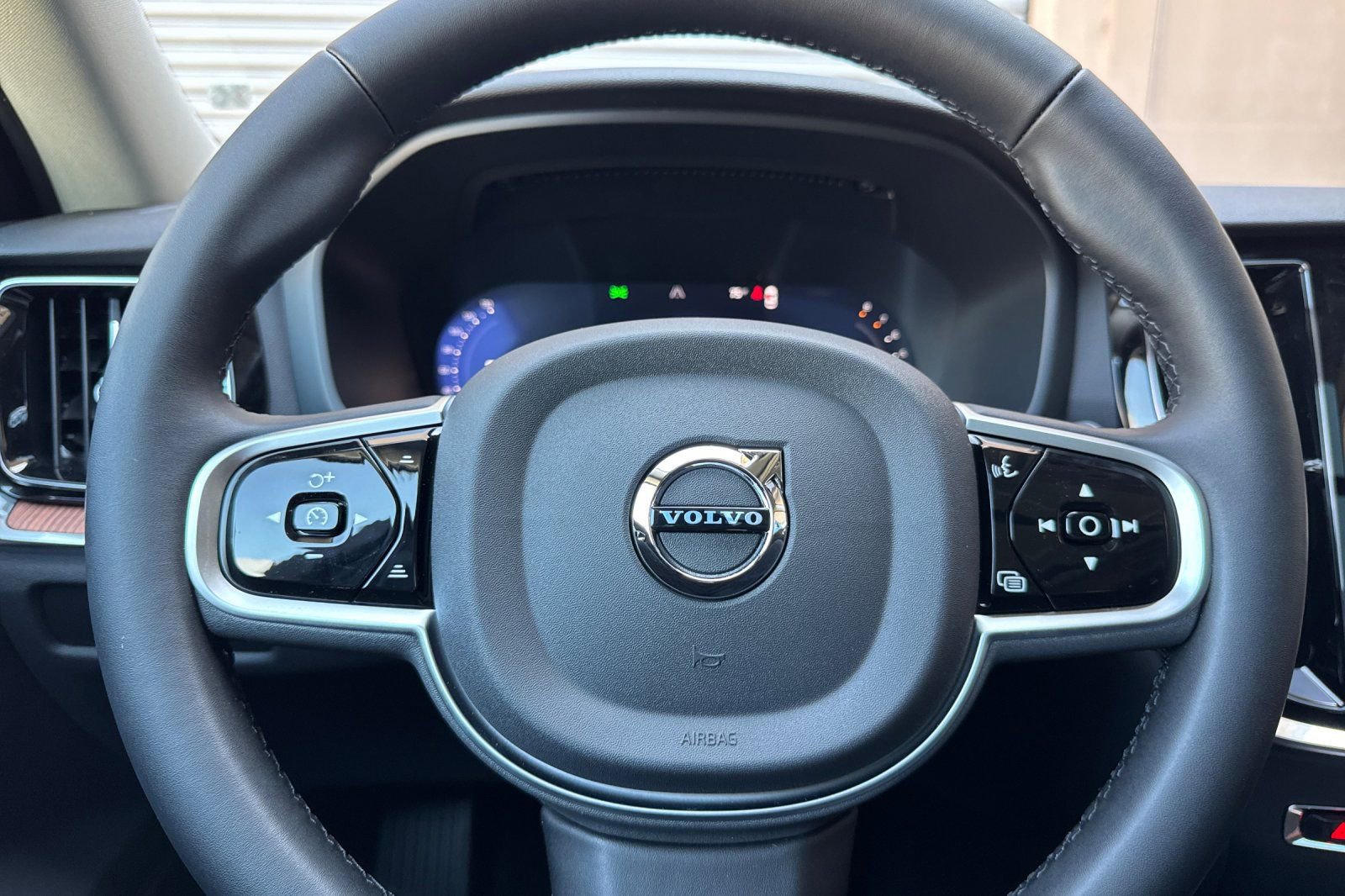New 2026 Volvo V60 B5 Cross Country Plus w/ Climate Package AWD/4WD image 26