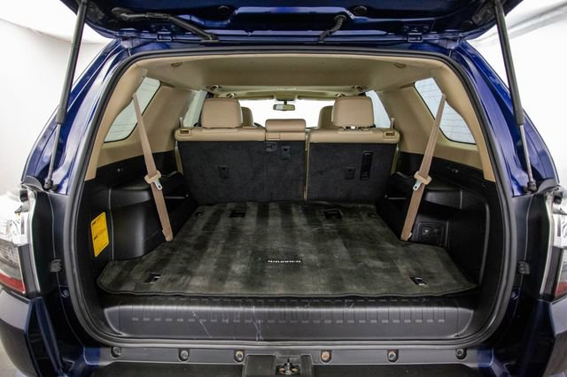 Used 2016 Toyota 4Runner SR5 Premium image 42