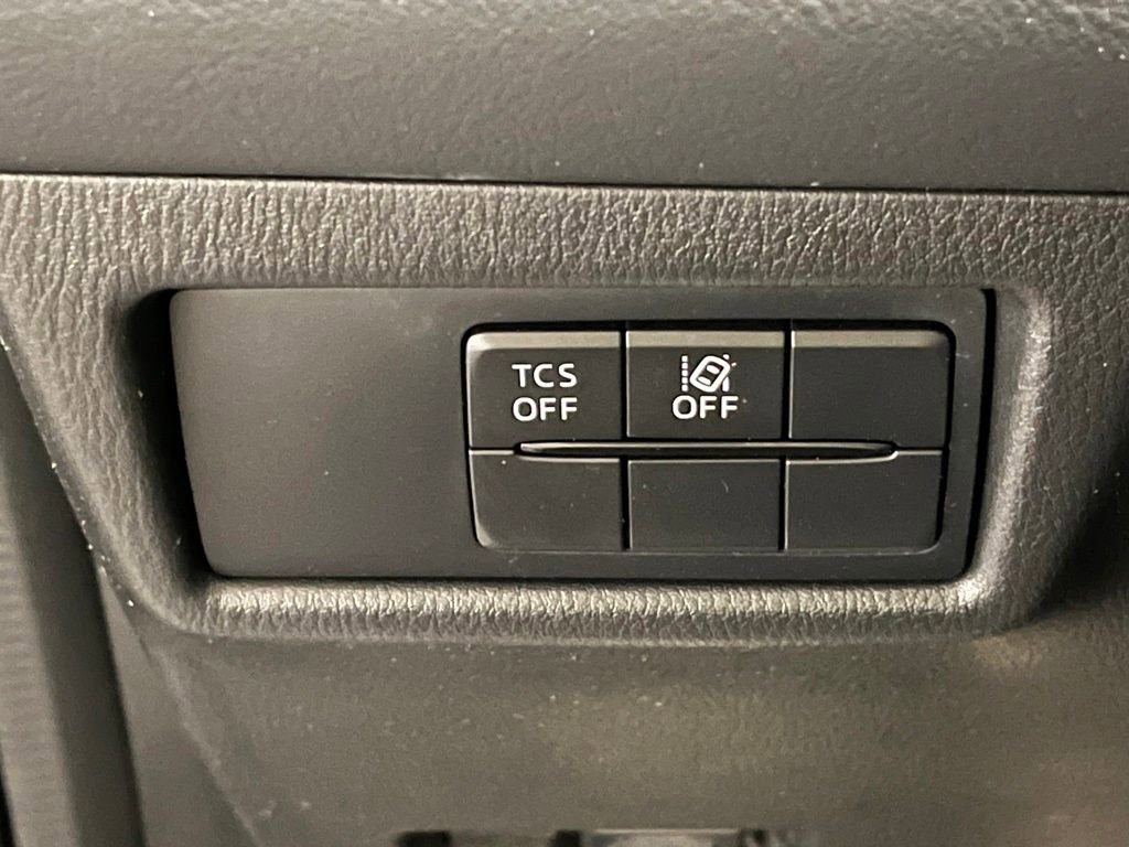 Used 2021 MAZDA CX-5 Touring FWD image 14