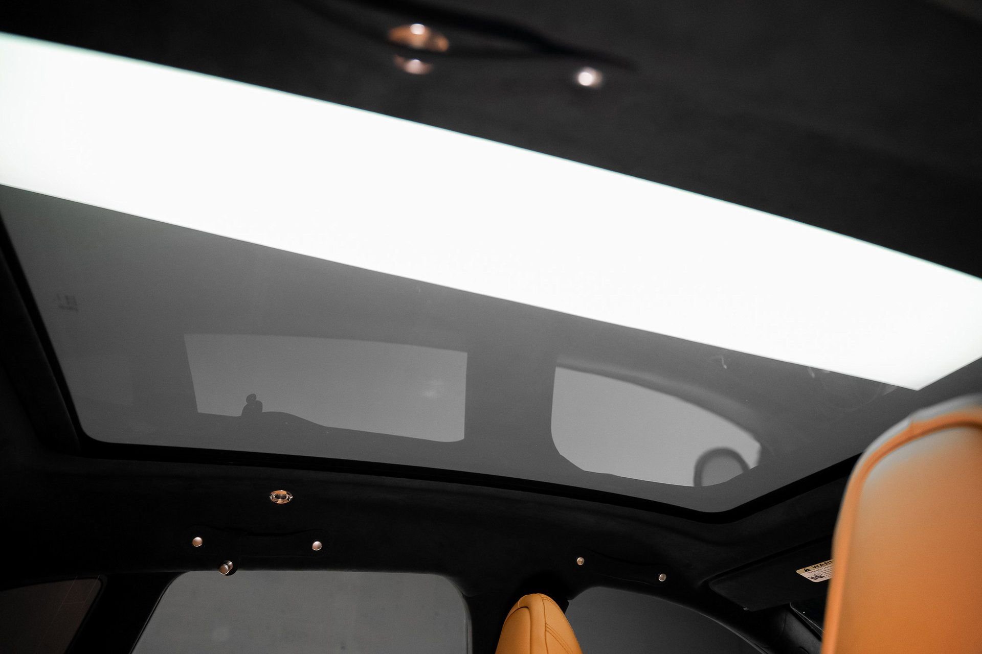 Used 2021 Aston Martin DBX image 68