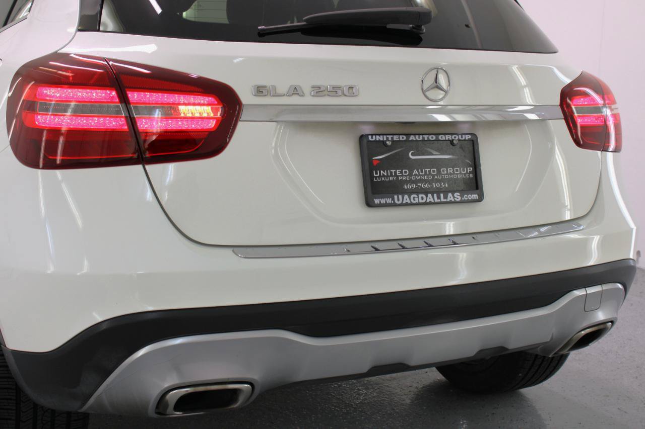Used 2020 Mercedes-Benz GLA 250 w/ Convenience Package image 24