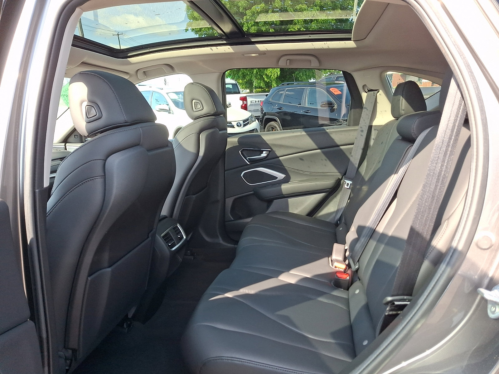 Certified 2024 Acura RDX SH-AWD image 10