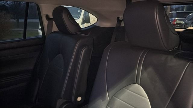 Used 2023 Toyota Highlander XLE w/ Protection Package #3 (TMS) image 26