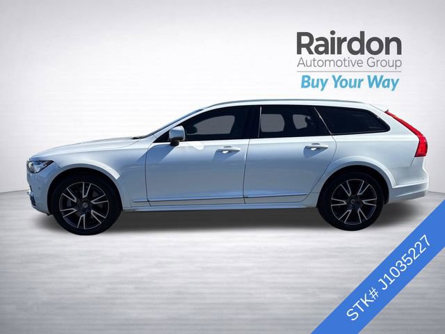 Used 2018 Volvo V90 T6 Cross Country w/ Convenience Package image 4