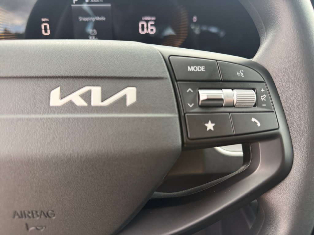 New 2026 Kia K4 FWD image 26