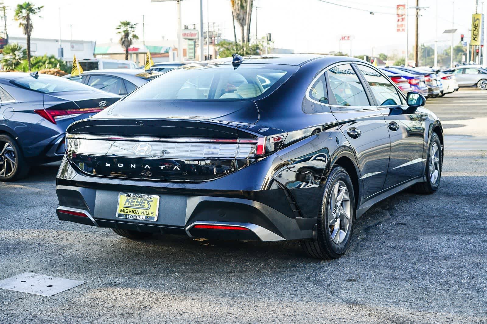 Certified 2025 Hyundai Sonata SE image 4