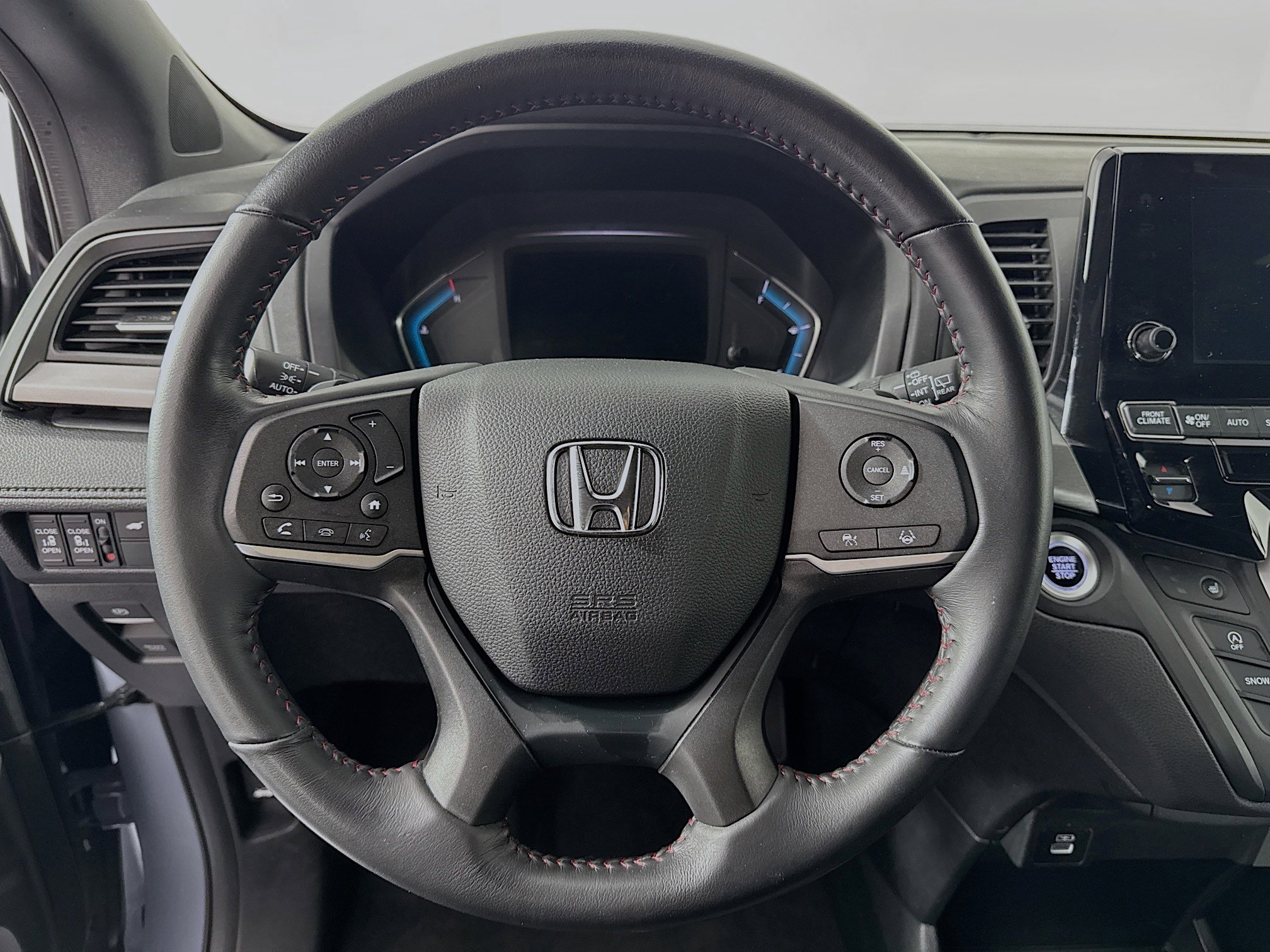 Certified 2023 Honda Odyssey Sport image 11
