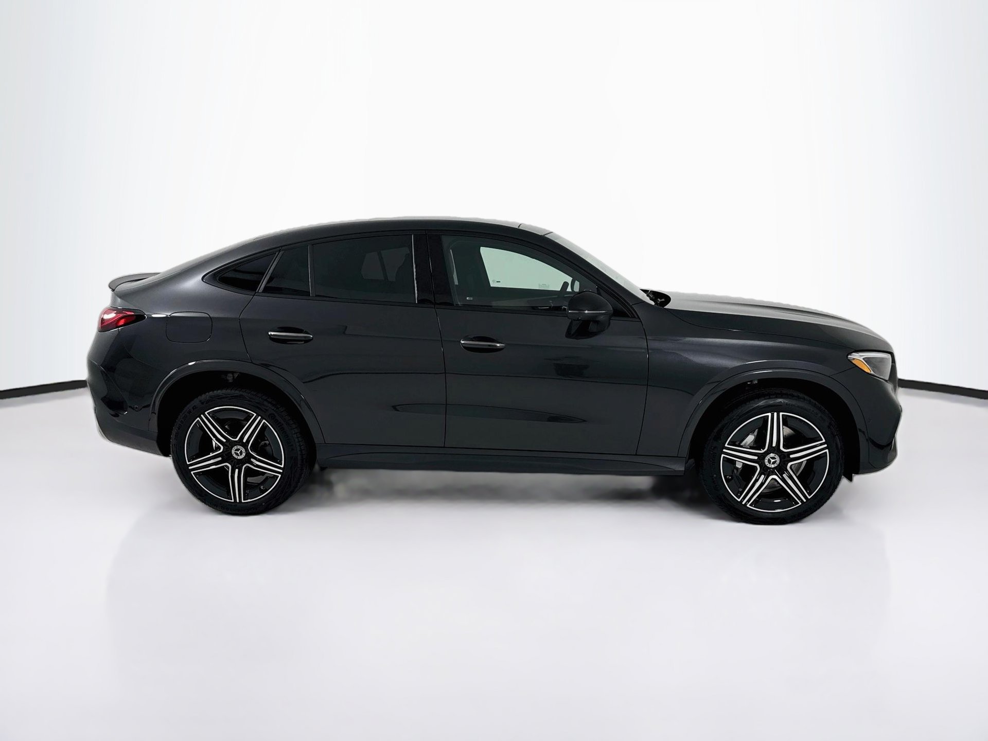 New 2027 Mercedes-Benz GLC 300 4MATIC image 9