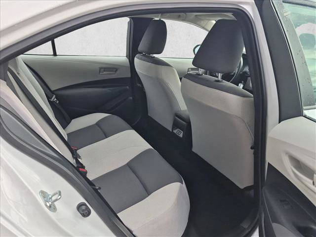 Used 2025 Toyota Corolla LE FWD image 17