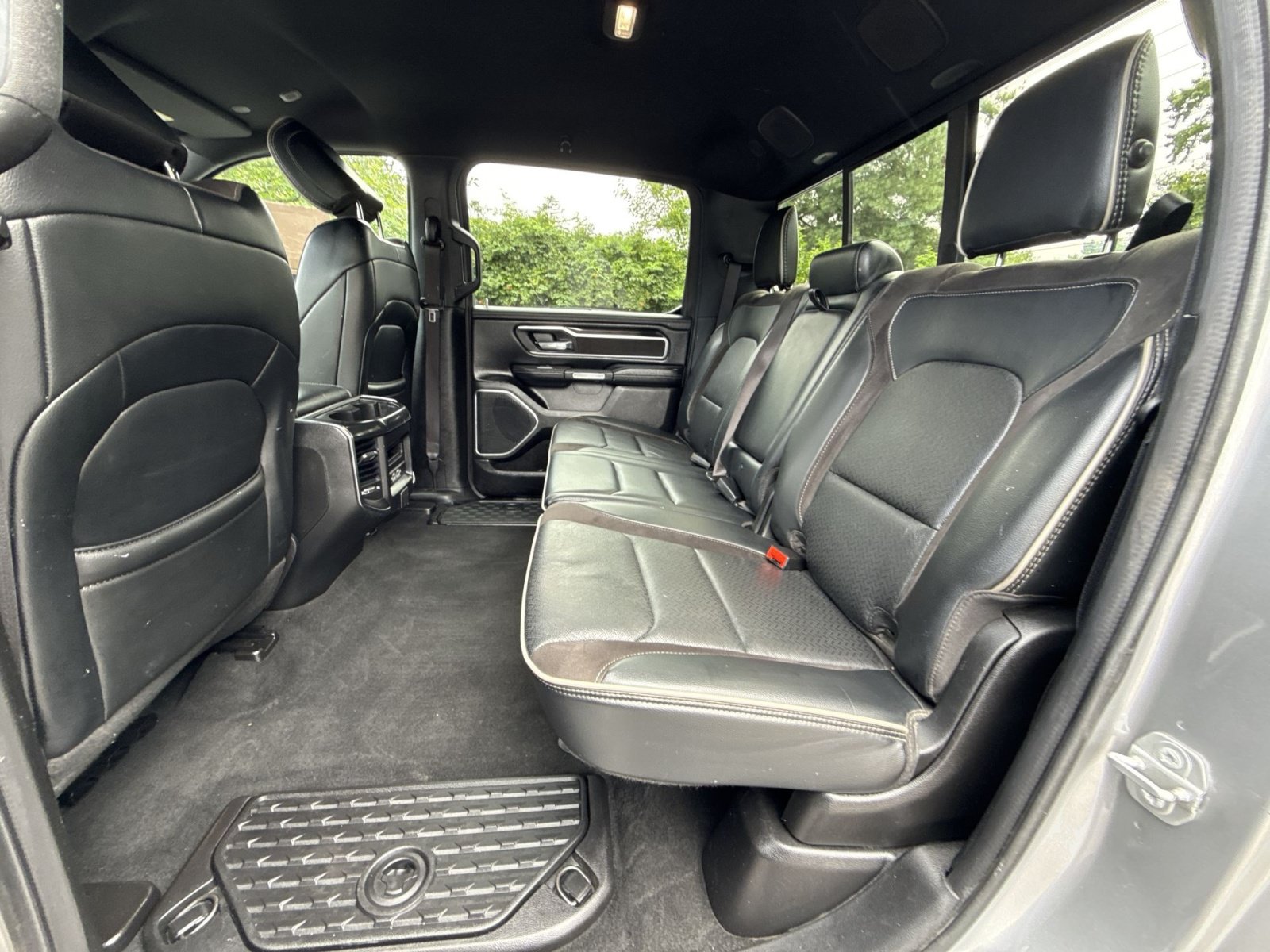 Used 2022 RAM 1500 Laramie w/ Sport Appearance Package AWD/4WD image 23