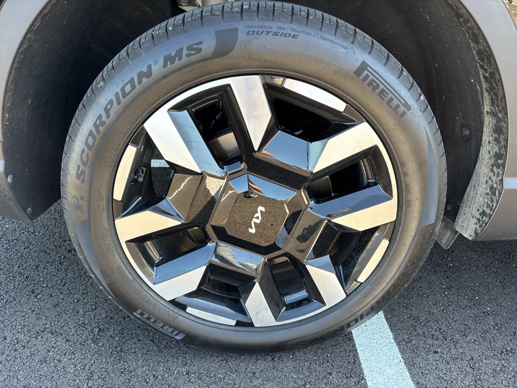 Used 2027 Kia Telluride S w/ Towing Package FWD image 14