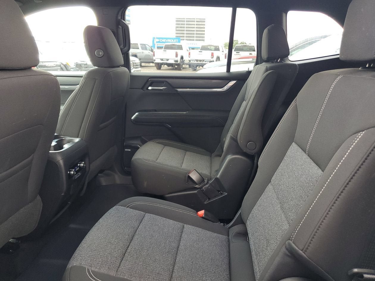New 2026 GMC Acadia Elevation w/ Black Edition FWD image 11