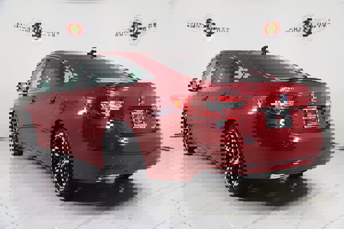 Used 2022 Honda Accord Sport image 4